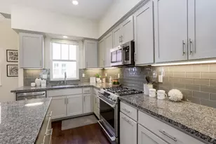 1926 Stella St, Mountain View, CA 94043 - Photo 8