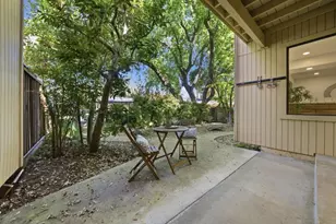 22475 McClellan Rd, Cupertino, CA 95014 - Photo 28