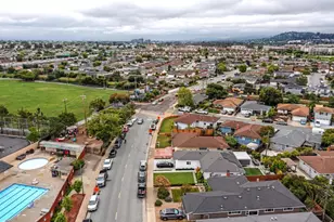 1094 Bermuda Dr, San Mateo, CA 94403 - Photo 28