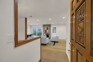 1094 Bermuda Dr, San Mateo, CA 94403 - Photo 4