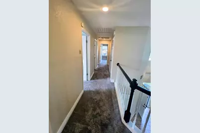 2212 Thurton Dr, Roseville, CA 95747 - Photo 10