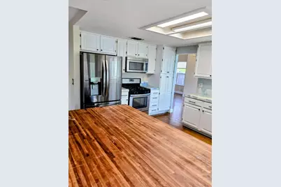 2212 Thurton Dr, Roseville, CA 95747 - Photo 4