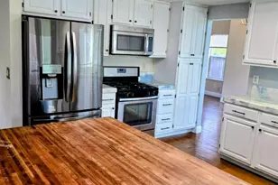 2212 Thurton Dr, Roseville, CA 95747 - Photo 4