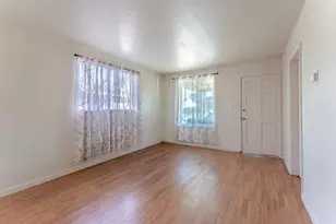 1453 Whitton Ave, San Jose, CA 95116 - Photo 4