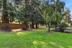 4748 Lago Vista Cir, San Jose, CA 95129 - Photo 34