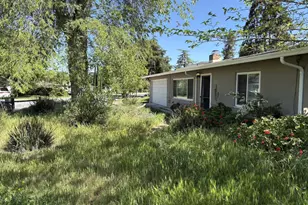 17951 Los Felice Dr, Saratoga, CA 95070 - Photo 16