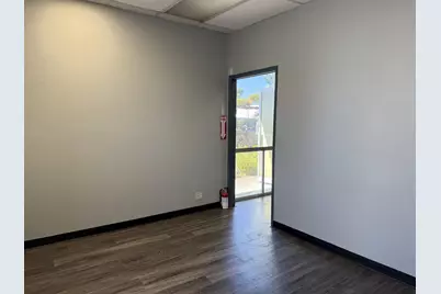 1550 Rollins Rd A, Burlingame, CA 94010 - Photo 4