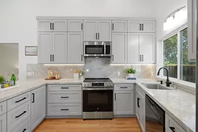 2110 Dolphin Dr, Aptos, CA 95003 - Photo 16