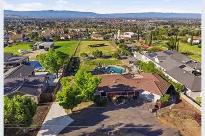 2409 Klein Rd, San Jose, CA 95148 - Photo 50