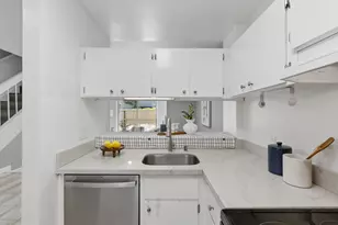 3029 Kaiser Dr, Santa Clara, CA 95051 - Photo 12