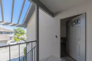 1052 Padre Dr 3, Salinas, CA 93901 - Photo 4