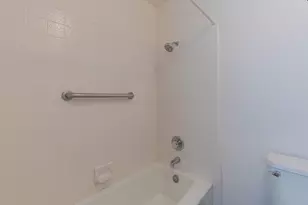 1052 Padre Dr 3, Salinas, CA 93901 - Photo 22