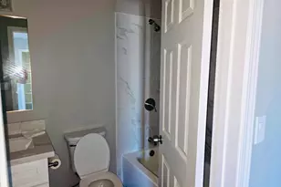 2936 Peachtree Dr 2, Stockton, CA 95203 - Photo 14