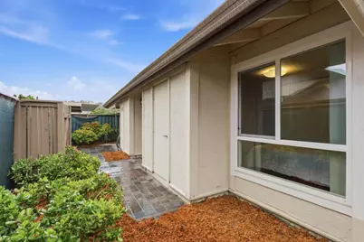 152 Castillion Ter, Santa Cruz, CA 95060 - Photo 2