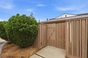 152 Castillion Terrace, Santa Cruz, CA 95060 - Photo 2