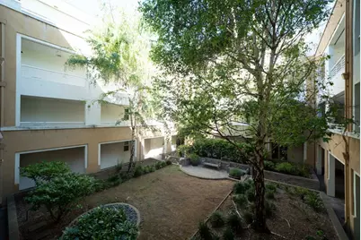 401 Crescent Ct 4203, San Francisco, CA 94134 - Photo 14