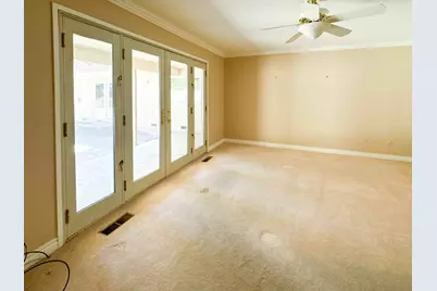 19400 Desiree Ln, Woodbridge, CA 95258 - Photo 16