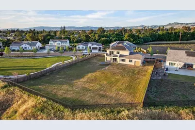 288 Luna Way, Hollister, CA 95023 - Photo 58