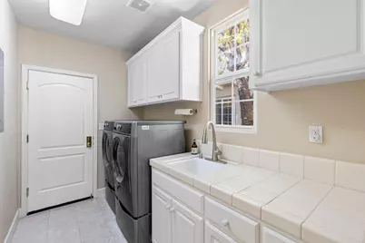 2741 Club Dr, Gilroy, CA 95020 - Photo 36