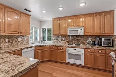 1752 Sierra Brook Ct, Manteca, CA 95337 - Photo 6