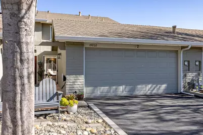 19202 Creekside Ln, Salinas, CA 93908 - Photo 2