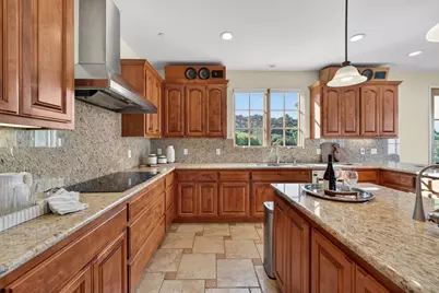 17599 Montebello Rd, Cupertino, CA 95014 - Photo 22