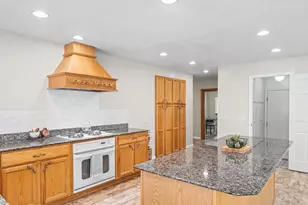 6455 Kensington Pl, Gilroy, CA 95020 - Photo 12