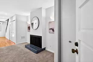 125 Connemara Way 130, Sunnyvale, CA 94087 - Photo 4