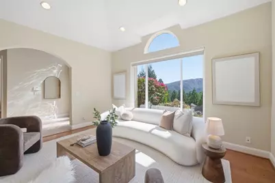 2075 Mantelli Dr, Gilroy, CA 95020 - Photo 4