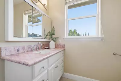 2075 Mantelli Dr, Gilroy, CA 95020 - Photo 42