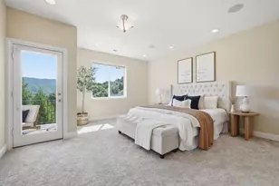 2075 Mantelli Dr, Gilroy, CA 95020 - Photo 32