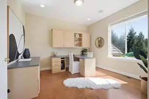 2075 Mantelli Dr, Gilroy, CA 95020 - Photo 22