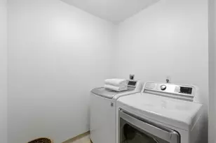 1346 Selo Dr, Sunnyvale, CA 94087 - Photo 26