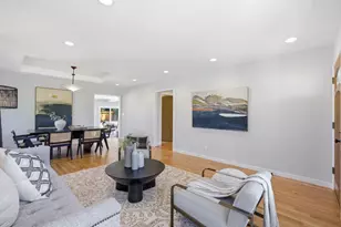 1346 Selo Dr, Sunnyvale, CA 94087 - Photo 14