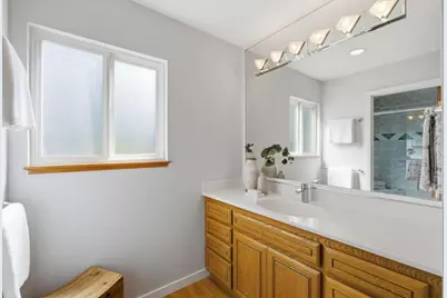 1346 Selo Dr, Sunnyvale, CA 94087 - Photo 38