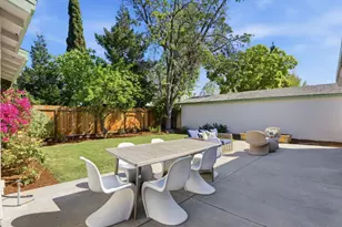 1346 Selo Dr, Sunnyvale, CA 94087 - Photo 40