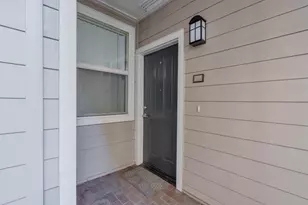 1982 W Bayshore Rd 217, East Palo Alto, CA 94303 - Photo 4