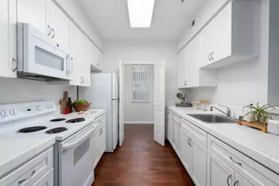 1982 W Bayshore Rd 217, East Palo Alto, CA 94303 - Photo 8