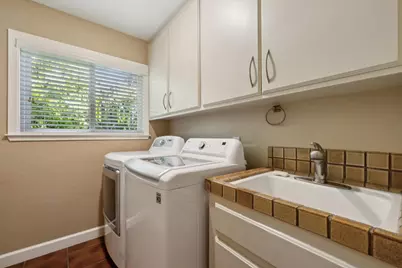 100 Yerba Santa Ave, Los Altos, CA 94022 - Photo 32