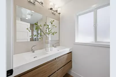 1027 Garland Ave, San Jose, CA 95126 - Photo 20