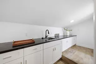 1027 Garland Ave, San Jose, CA 95126 - Photo 60