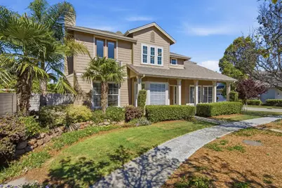 703 Lacewing Ln, Redwood City, CA 94065 - Photo 2