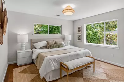 1418 Meadow Ln, Mountain View, CA 94040 - Photo 16