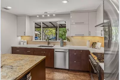 1418 Meadow Ln, Mountain View, CA 94040 - Photo 12