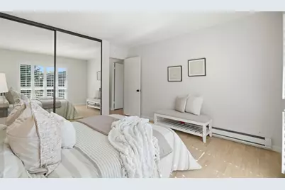 1031 Crestview Dr 305, Mountain View, CA 94040 - Photo 16