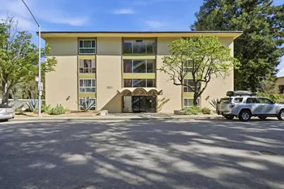1031 Crestview Dr 305, Mountain View, CA 94040 - Photo 1