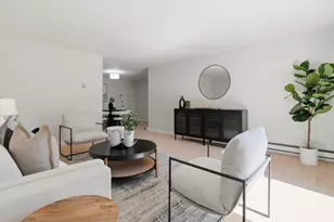 1031 Crestview Dr 305, Mountain View, CA 94040 - Photo 2