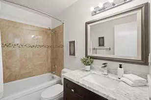 1031 Crestview Dr 305, Mountain View, CA 94040 - Photo 10