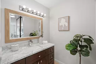 1031 Crestview Dr 305, Mountain View, CA 94040 - Photo 22