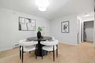1031 Crestview Dr 305, Mountain View, CA 94040 - Photo 4